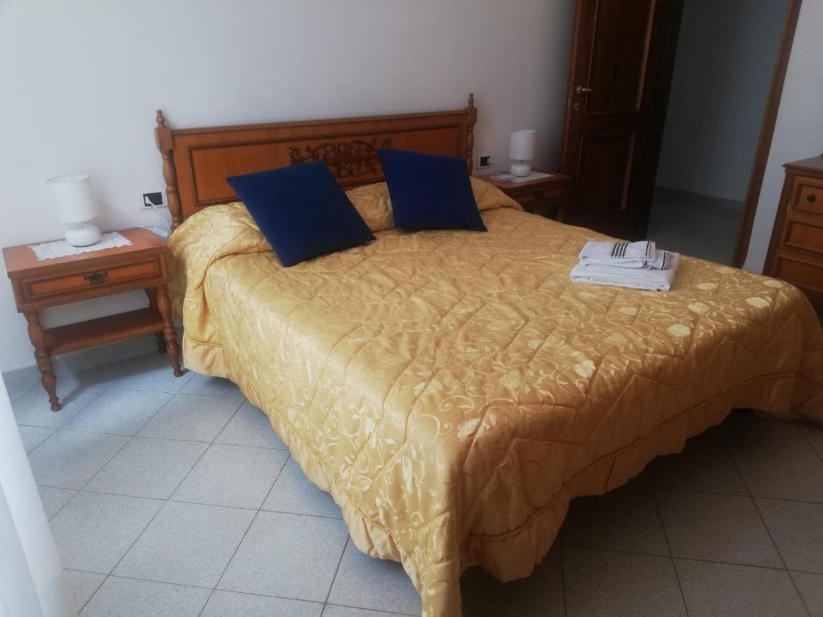 The Castle House Apartment ลาสเปเซีย ภายนอก รูปภาพ